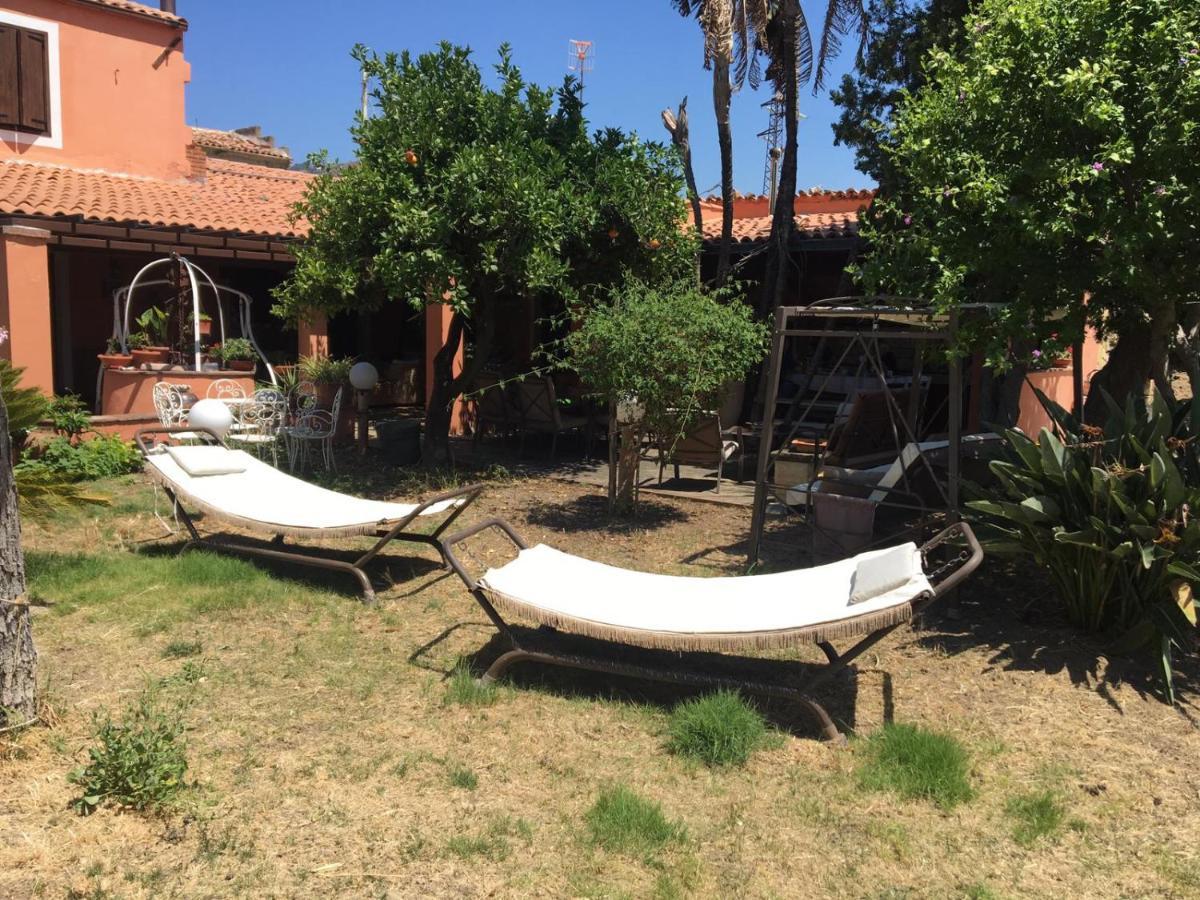B B Casa Vacanze Il Pino Di Pino Lascari Exteriör bild